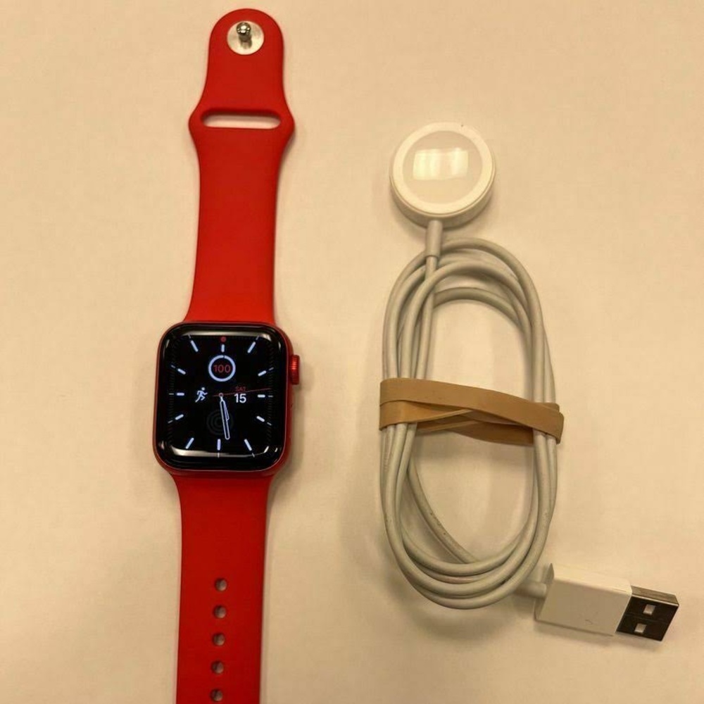 Apple Watch Series 6 red 40m